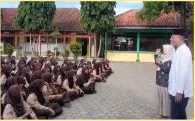 Gencarkan Gerakan Peduli Lingkungan, SMPN 2 Puring Sosialisasikan Program BONJOVI